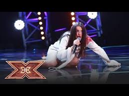 Bjork Oh So Quiet Official Video Bjork It S Oh So Quiet Ioana Bulgaru Interpretare De Senzaţie La X Factor Youtube Youtube Concert Videos