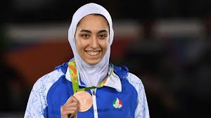 Atlet 23 tahun itu hampir saja merebut medali pertama untuk tim olimpiade pengungsi (eor). Olympics News Iran S Only Female Olympic Medallist Kimia Alizadeh Says She Has Defected Eurosport