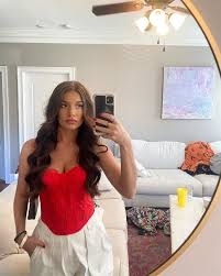 Marcella Clay (@marcellavanderburg) • Instagram photos and videos