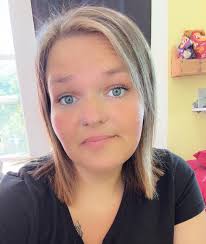 Happiest baby girl and loves hanging out with auntie. ❤️