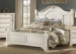 This bedroom collection bundle is perfect with its modern & contemporary finish. Off White King Bedroom Set Bedroom Set Up