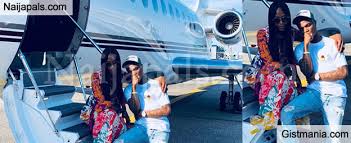 Many believe his net worth doesn't transcend with the price of the private jet. Naomi Campbell Takes Wizkid On Her Private Jet To Italy Photos Gistmania
