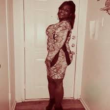 LaDana Brown (@jazzysexyblk)