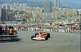 James hunt (oc) piloto de automovilismo británico (es); James Hunt Facebook