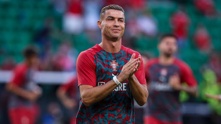 Surpresa: Cristiano j&aacute; est&aacute; suspenso e uma brecha legal reduz a puni&ccedil;&atilde;o para 15 dias! | Goal.com Brasil