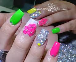 Uñas acrilicas blancas uñas plateadas uñas de gel elegantes uñas de acrilico elegantes uñas fosforescentes uñas acrílicas naturales uñas acrílicas brillantes uñas acrílicas simples uñas con brillo. Esculturales Colores Fosforescentes Enchulame Las Unas Facebook