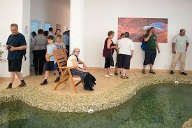 Salariatii pot obtine bilete in functie de venit: Pensionarii Pot Depune Cereri Pentru Bilete De Tratament Balnear