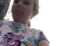 Wesley Richards (@SchmindieWes)