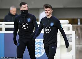 Mason tony mount (born 10 january 1999) is an english professional footballer who plays as an attacking or central midfielder for premier league club chelsea and the england national team. England Declan Rice Left Jealous After Best Pal Mount S Picture With Chilwell All Football