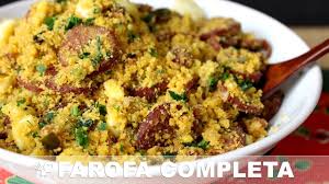 1 lb toasted manioc flour (farinha de mandioca torrada), 1 onion, green olives, finely chopped bacon, chopped parsley, raisins, sweet corn, 2 tbs vegetable oil, 1 tsp salt. Farofa Com Bacon E Calabresa Receitas De Natal Youtube
