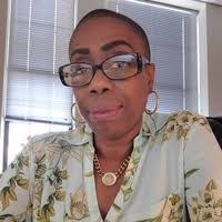 Linda Daniels's Instagram, Twitter & Facebook