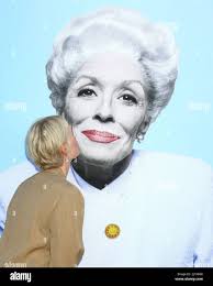 Sarah holland hi-res stock photography and images