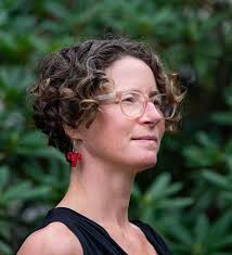 Julia McDonald — The Good Listening Project