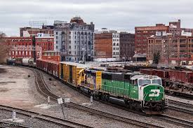 Northbound Bnsf Yard Job Train At Kansas City Mo Train Night Train Electric Train