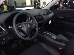 In this video, i go over 10 features you may not know about with the honda 2016 hrv. 2016 Honda Hr V Specs Fuel Economy Features And Cargo Fisher Honda