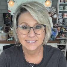 Sharon Absher's Instagram, Twitter & Facebook