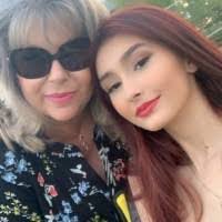 Michelle Parmentier's Instagram, Twitter & Facebook