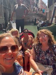 First stop, Venice! So beautiful and full of history! Incredible food and  drinks, sweet waters and a beautiful sunset! Next up, Florence!