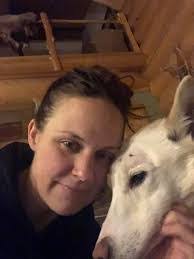 Carrie Holben's Instagram, Twitter & Facebook