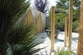 epingle par suzanne robillard sur design jardin japonais bambou pierres jardin