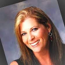 Brandi Cates's Instagram, Twitter & Facebook