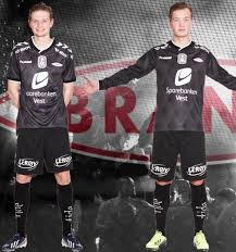 Get the latest sk brann news, scores, stats, standings, rumors, and more from espn. New Sk Brann Kits 2014 Hummel Brann Home And Away Jerseys 2014 Football Kit News