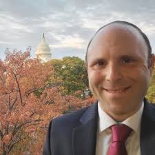 Aharon Friedman's Instagram, Twitter & Facebook