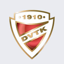 A járványügyi veszélyhelyzet miatt kialakult gazdasági válsághelyzetre reagálva a dvtk menedzsmentje pénzügyi megszorító. Erkeznek A Jatekosok A Bemelegitesre Dvtk Jegesmedvek