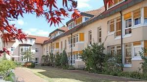 Die wohnung befindet sich im süden öhringens in einer ruhigen wohnlage mit guter anbindung. Altenheim Ohringen Hohenloher Seniorenbetreuung