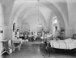 مستشفى مدينة الخليل عام 1933 palestine palestine history city hospital