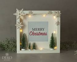 Diy Susse Weihnachtsdeko Im Bilderrahmen Deko Kitchen Deko Kitchen Weihnachten Weihnachtsdekoration Gebastelte Weihnachtsdekoration