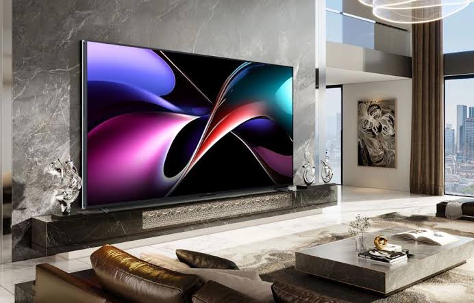 مقایسه تلویزیون‌های OLED و QLED؛ کدام برای شما مناسب است؟