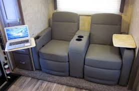 Tcm Exclusive 2018 Eagle Cap Announcements Rv Recliners Camper Interior Truck Camper