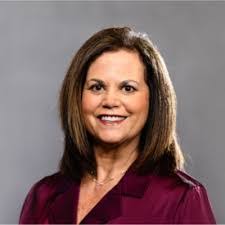 Kim Barna's Instagram, Twitter & Facebook