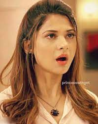 Pin By Afrin Fathima On Jennifer Winget Images Beauty Girl Jennifer Winget Beyhadh Jennifer Winget