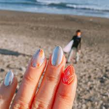 naaatsu5143 さんのinstagramをピンしています 茅ヶ崎 湘南 海 ネイル ミラーネイル ボタニカル 春ネイル オレンジ 娘 サーファー 放課後 summer nails nail art nails