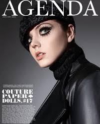 Doing make-up and hair today for my friend Leslie Nesbitt. She is the woman  that keeps my skin razor bump free! Check out @skin_gawd and  @lavish.boutique.medspa Make-up Ty-Ron Mayes for @paper_faces_beauty using @