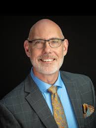 Course Bio Dr. Dan Lyons