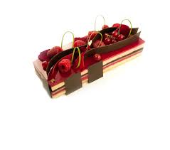 Opera Fruits Rouge Biscuit Joconde Vanille Sirop Framboise Confit Framboise Creme Au Beurre Vanille Glaca Pastry Art Baking And Pastry Pastry Recipes
