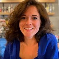 Caitlin Hopkins's Instagram, Twitter & Facebook