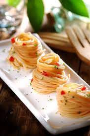 40 Clever And Innovative Food Presentation Ideas Food Presentation Food Plating Beautiful Food