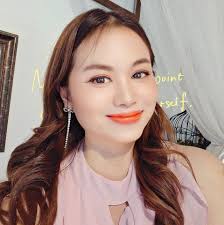 😢 “น้ำหนักขึ้นง่าย ลงยาก หน้าท้องเริ่มป่อง…มันไม่ใช่แค่เรื่องอาหาร  แต่มาจากระบบฮอร์โมนล้ม!” คุณสังเกตไหมว่า… • กินเท่าเดิม แต่ไขมันสะสมไวขึ้น  • โดยเฉพาะ “หน้าท้อง” ที่ลดยังไงก็ไม่ลง • ออกกำลังกายเท่าไหร่  น้ำหนักก็ไม่ขยับ • และยิ่งพยายามอดอาหาร ยิ่ง ...