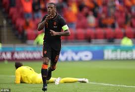 Born 11 november 1990) is a dutch professional footballer who plays as a midfielder for premier league club liverpool. Wy0pj1y1yh93sm