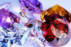 Brett jolly, un barbat din africa de sud, sustine ca pe proprietatea sa a fost descoperit cel mai mare diamant din lume, cat o nuca de cocos, si cu o valoare estimata la 22 de milioane de euro. Top 10 Cele Mai Apreciate Pietre PreÈioase Din Lume Inele De Logodna