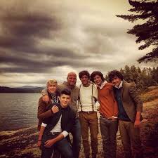 One direction 2011 one direction photoshoot one direction wallpaper one direction pictures liam payne louis tomlinson niall horan louis y harry 5 best friends. One Direction Memories Image 3038257 On Favim Com