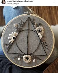 Naht Von Rose Unten Sticken Und Nahen Stickereimuster Handstickerei Ideen