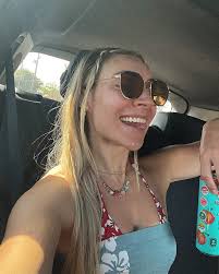 makes me want a hot dog real bad