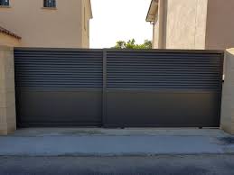 Cette pratique est totalement interdite une décision de justice remise en compte. Portail Telescopique Alu Deux Vantaux Sur Mesure Chez Abd Automatismes A Aix En Provence Vente Et Pose De Portails Automatiques Proche Marseille A B D Automatismes