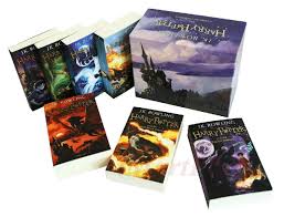 Harry Potter 7 Books Complete Collection Paperback Boxed Set Children Edition 1 Ebay Harry Potter Box Set Potter Box Harry Potter Kids