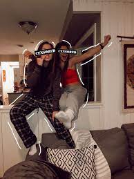 Trusted instagram stalker will help you to watch instagram content without signing up or if you are our instagram marketing services are made for growth. Pin By Bernali Altagracia On Edits Friend Photoshoot Creative Instagram Stories Insta Photo Ideas